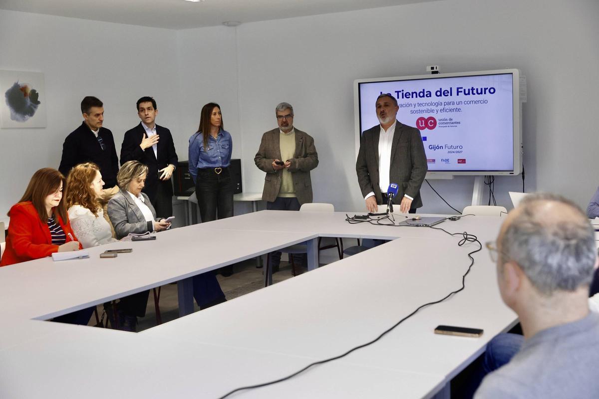 Presentación del Proyecto la Tienda del Futuro esta mañana.