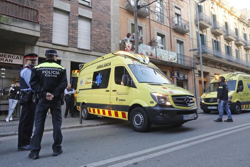 Una dona ofega la seva filla de 10 anys a Girona