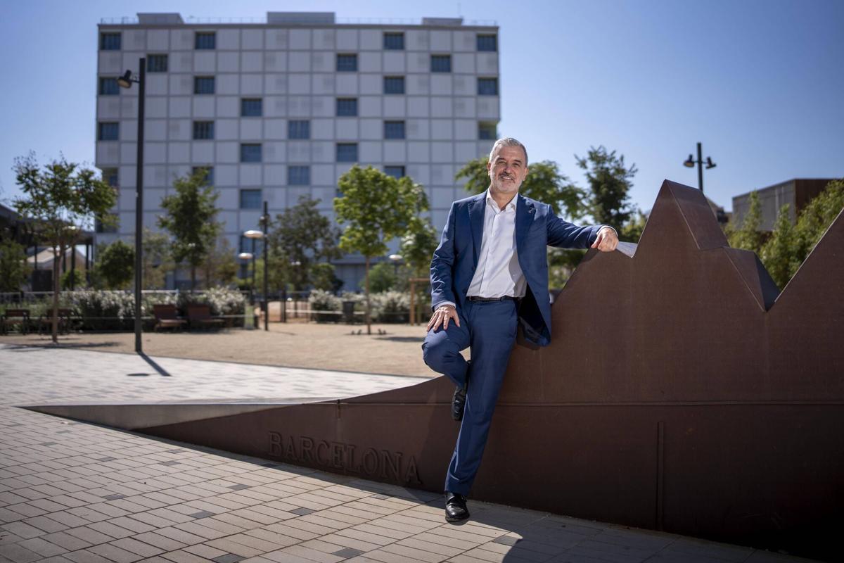 Collboni visita el nuevo parque de Glòries