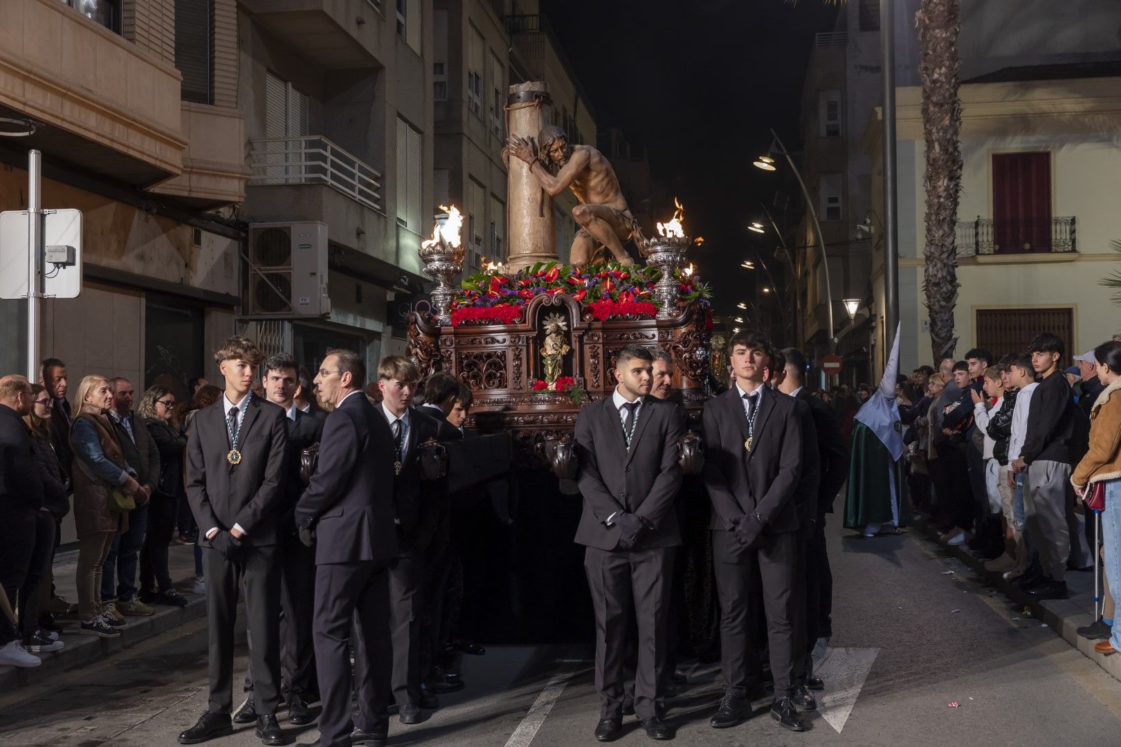 Aquí las imágenes de la Procesión de Lunes Santo en Torrevieja