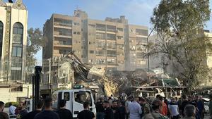 Ataque israelí contra un edificio cercano a la embajada iraní en Damasco