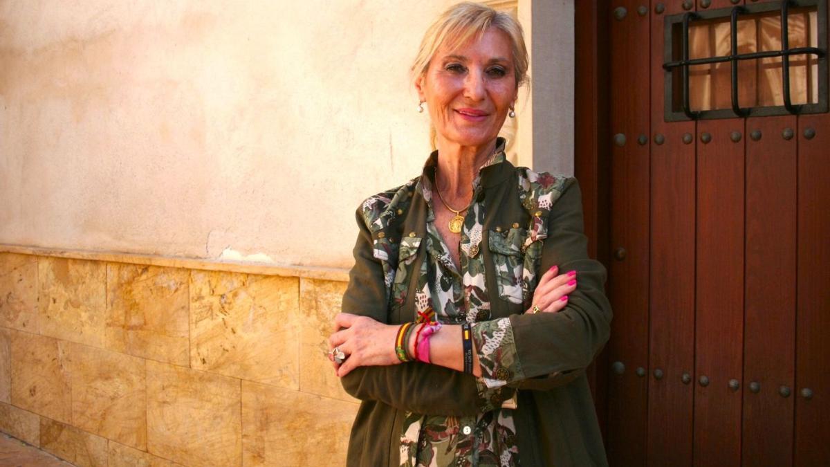 Carmen Menduiña, candidata de Vox en Lorca: "Estamos en vías de acabar con  un bipartidismo establecido desde hace décadas" - La Opinión de Murcia