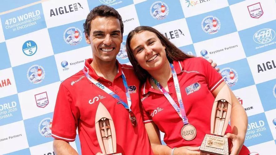Jordi Xammar y Marta Cardona logran la medalla de bronce en el Mundial de 470 en Japón