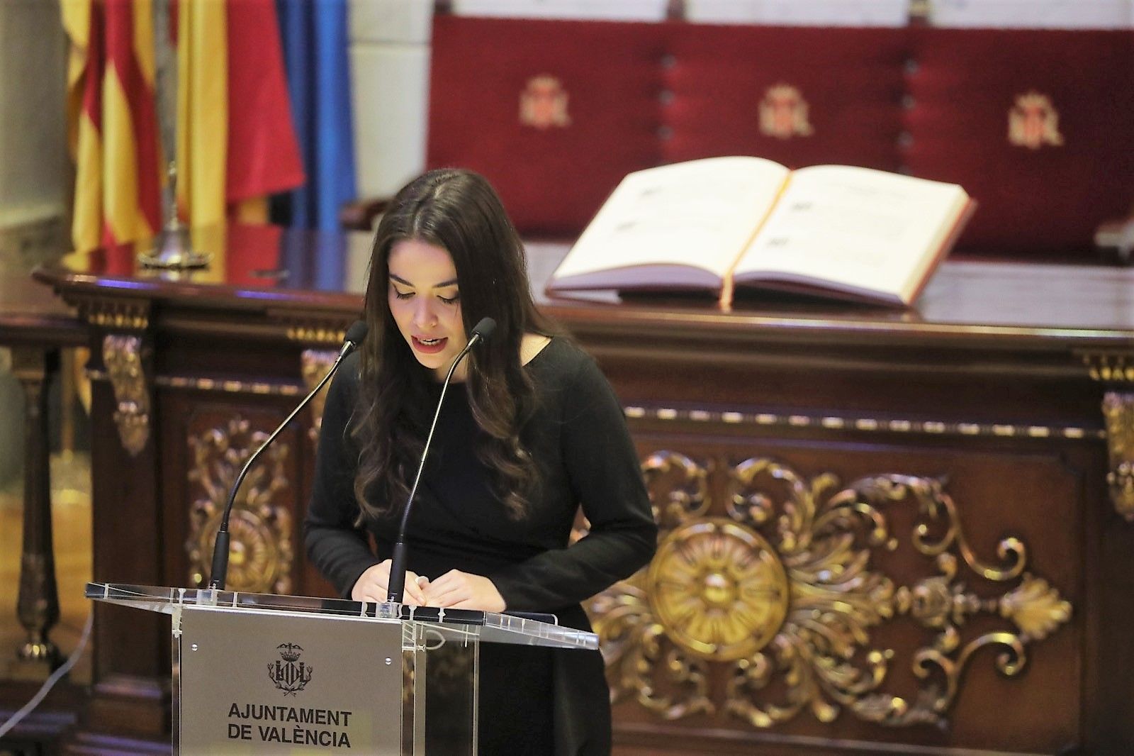 Falleras sin puente. Actividad de Carmen, Nerez y las cortes de 2022 a tres meses de Fallas