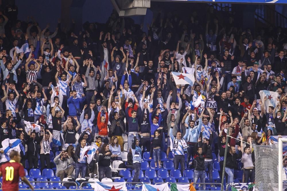 Gran ambiente en el Galicia-Venezuela de Riazor