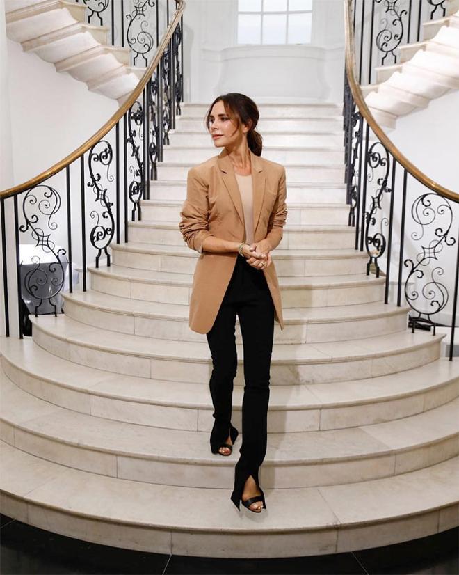 Victoria Beckham presenta su colección primavera-verano 2019 en la Semana de la Moda de Londres