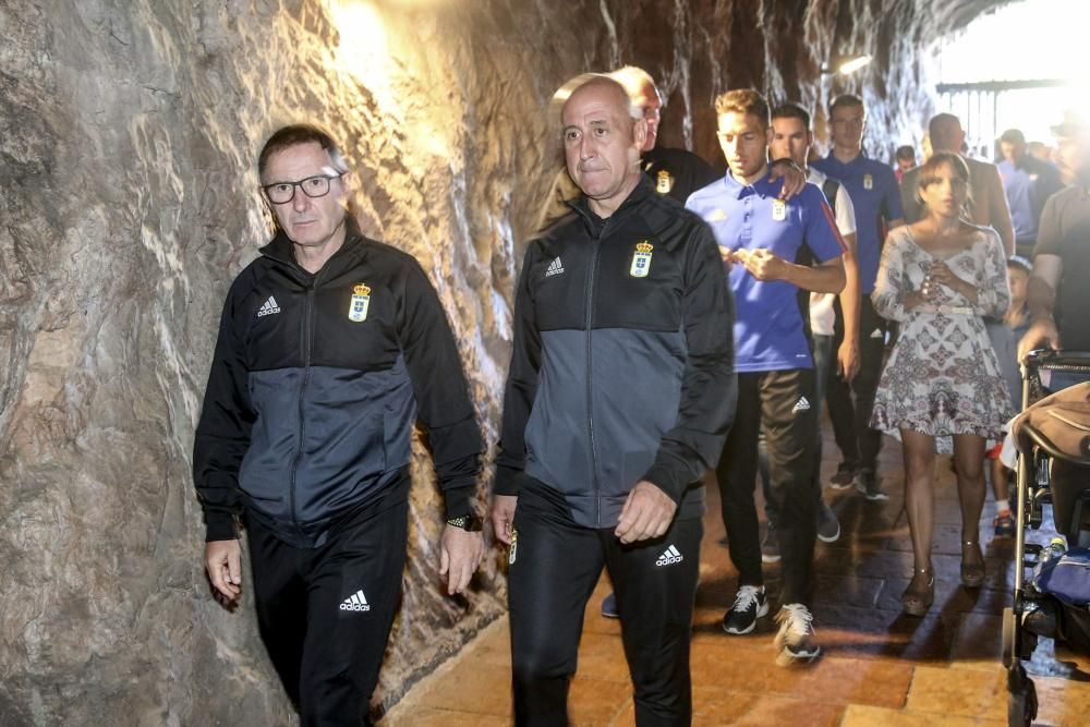 Ofrenda del Real Oviedo a la Santina