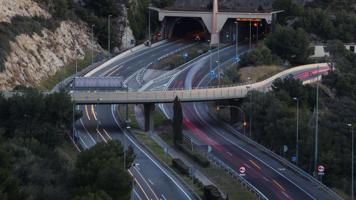 Abertis refuerza su liderazgo y controlará el 100% de los túneles de Vallvidrera y del Cadí en Catalunya.