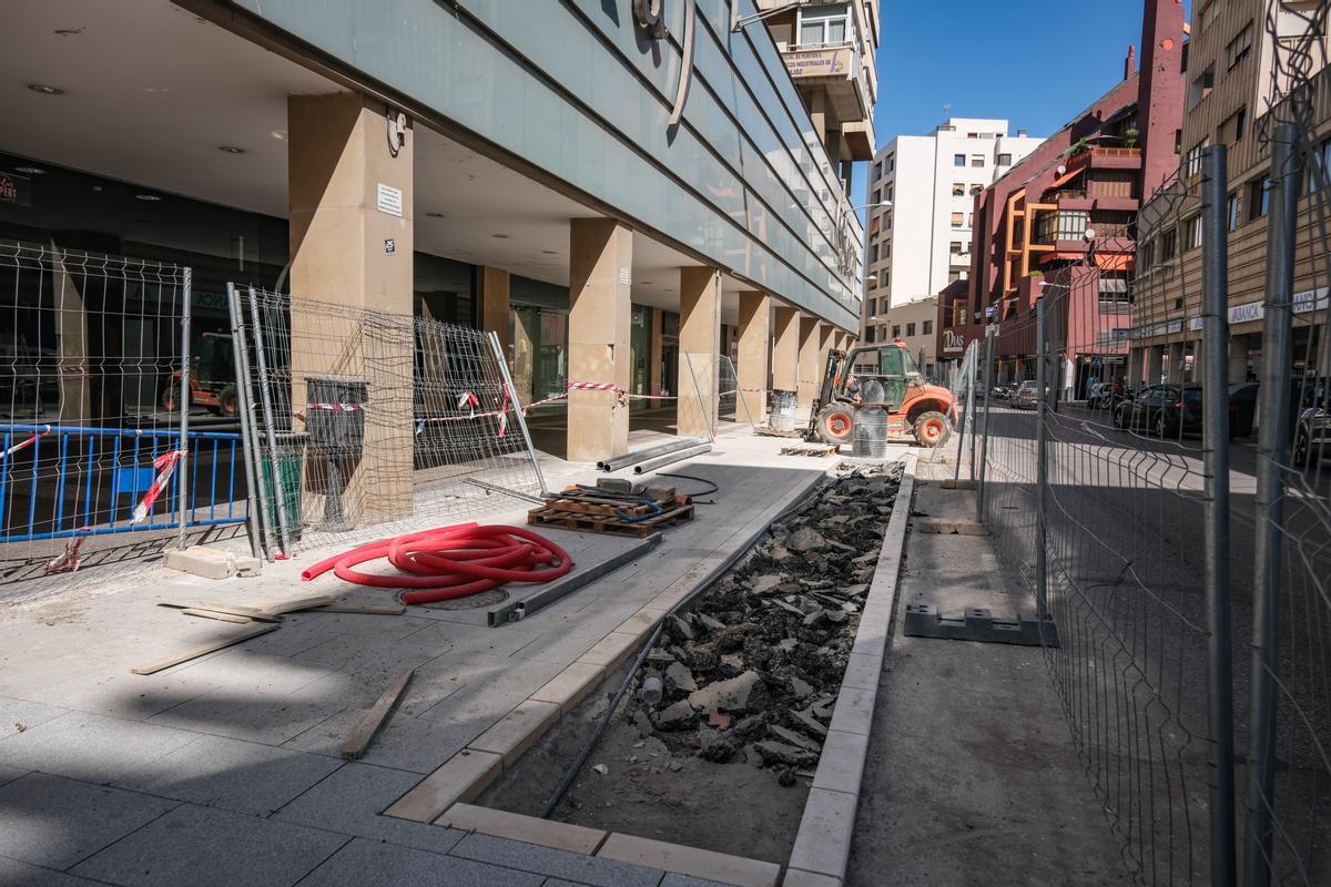 El espacio de la parada de taxis se ha reducido.