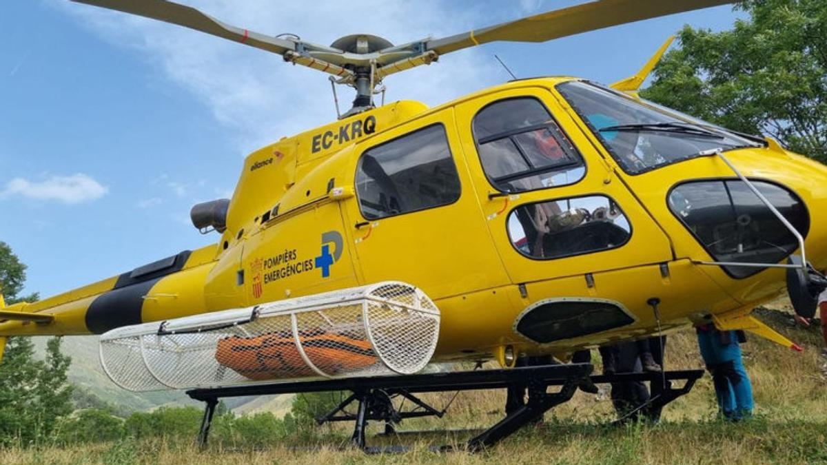 Helicóptero de los Pómpiers-Emergéncies d'Aran