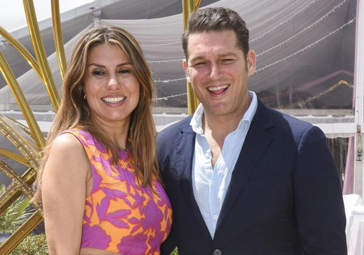 Manu Tenorio y su mujer, Silvia Casas.