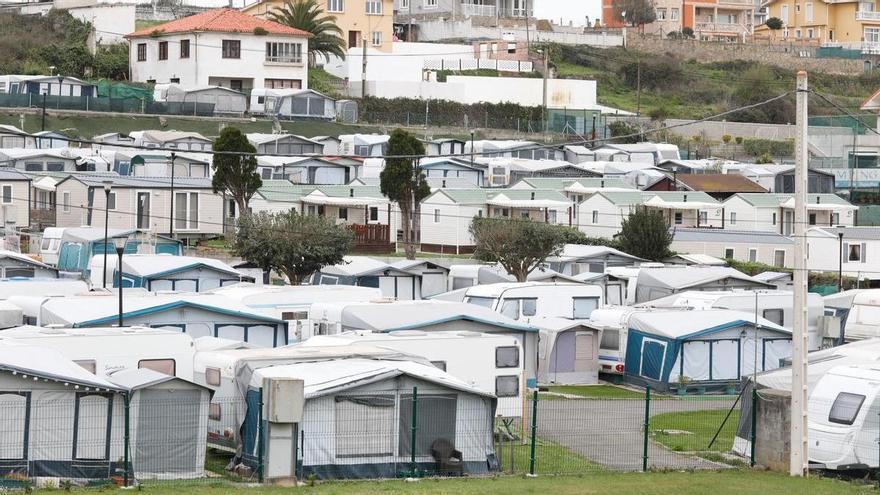 Los campings afrontan el mes de agosto con el cartel de completo