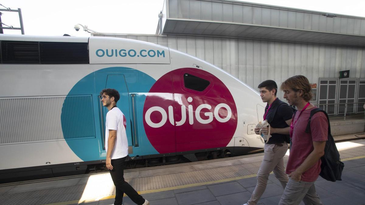 Presentación de Ouigo, en la estación Joaquín Sorolla.