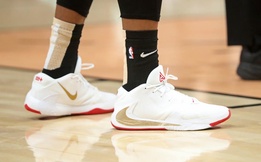 Las curiosas zapatillas de los jugadores de la NBA