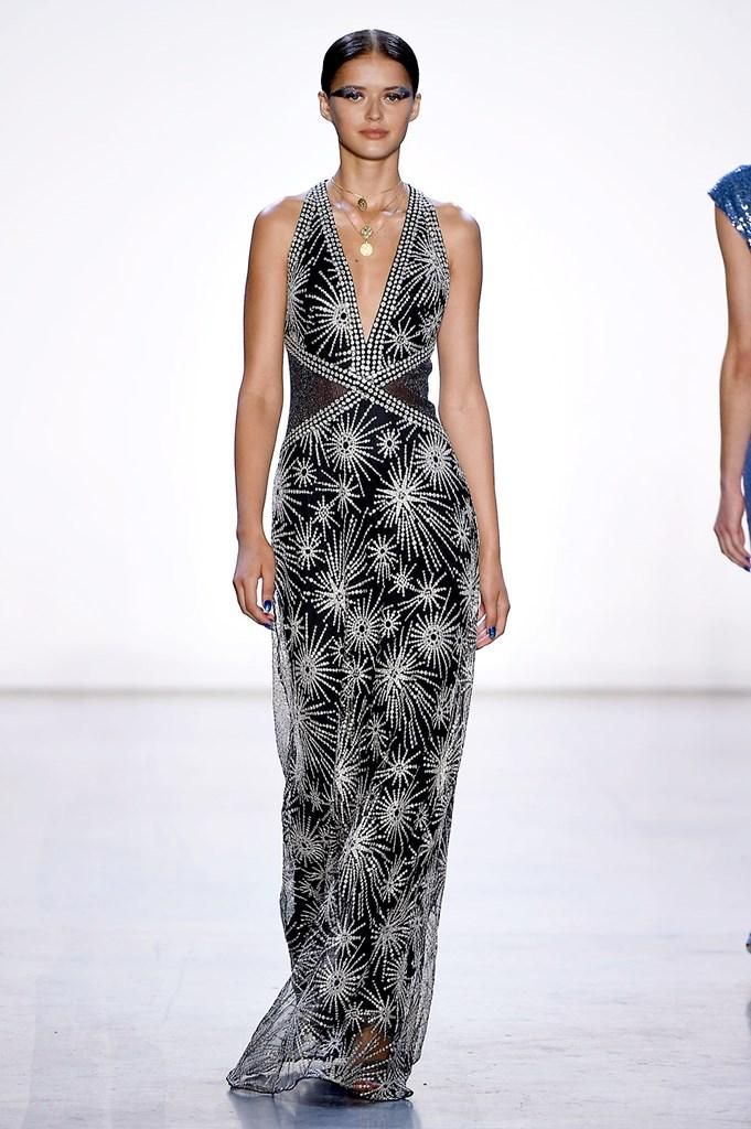 Tadashi Shoji