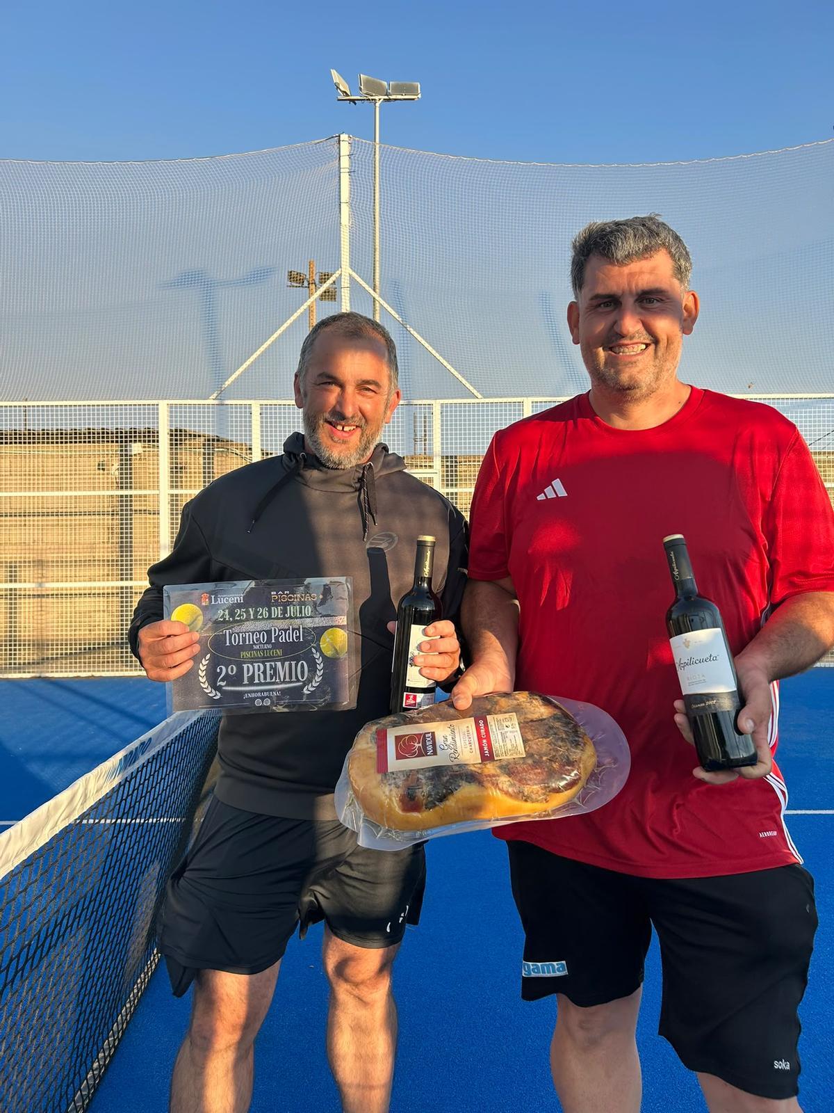 Los tres primeros clasificados se llevaron unos deliciosos premios.