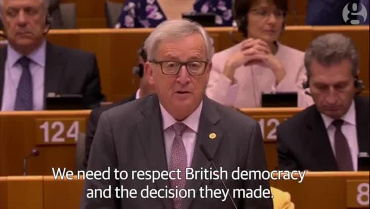 Xoc verbal entre Juncker i Farage.