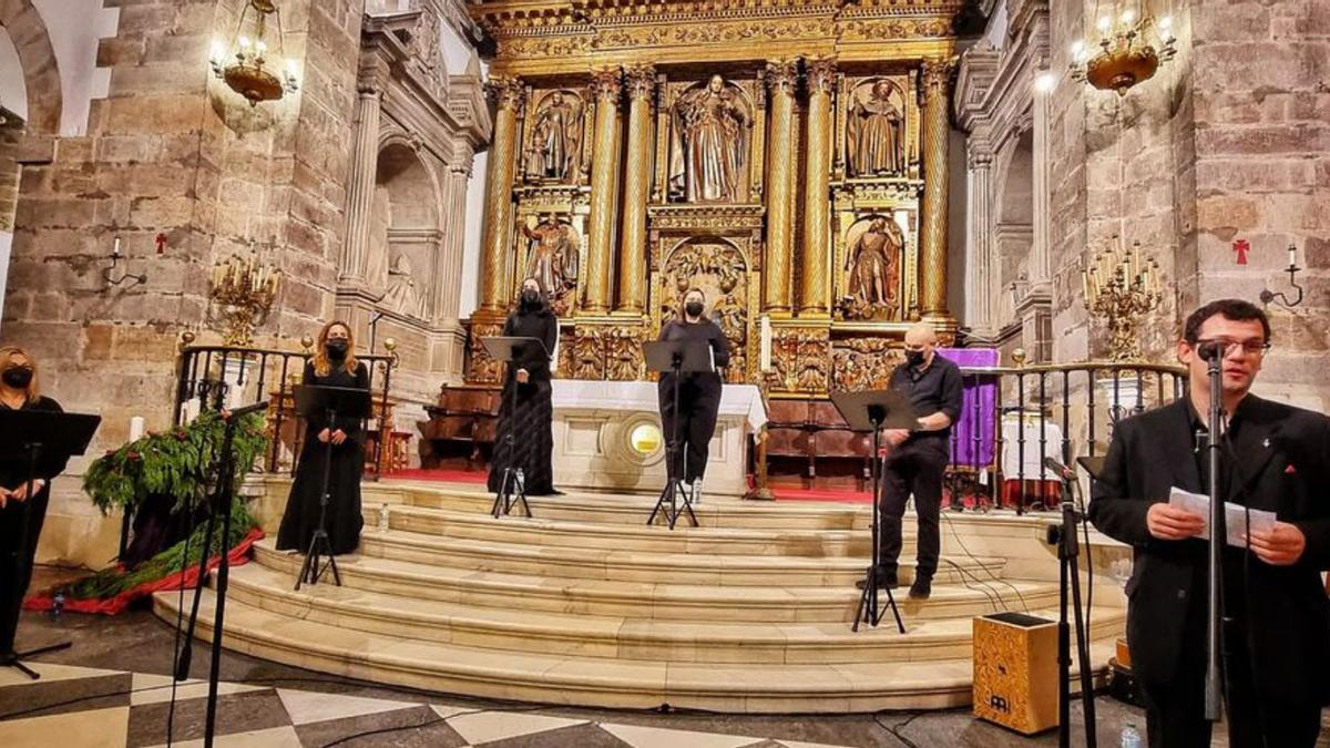 Concierto del coro “Cámara Gaudia”, en Cangas del Narcea. | A. C.