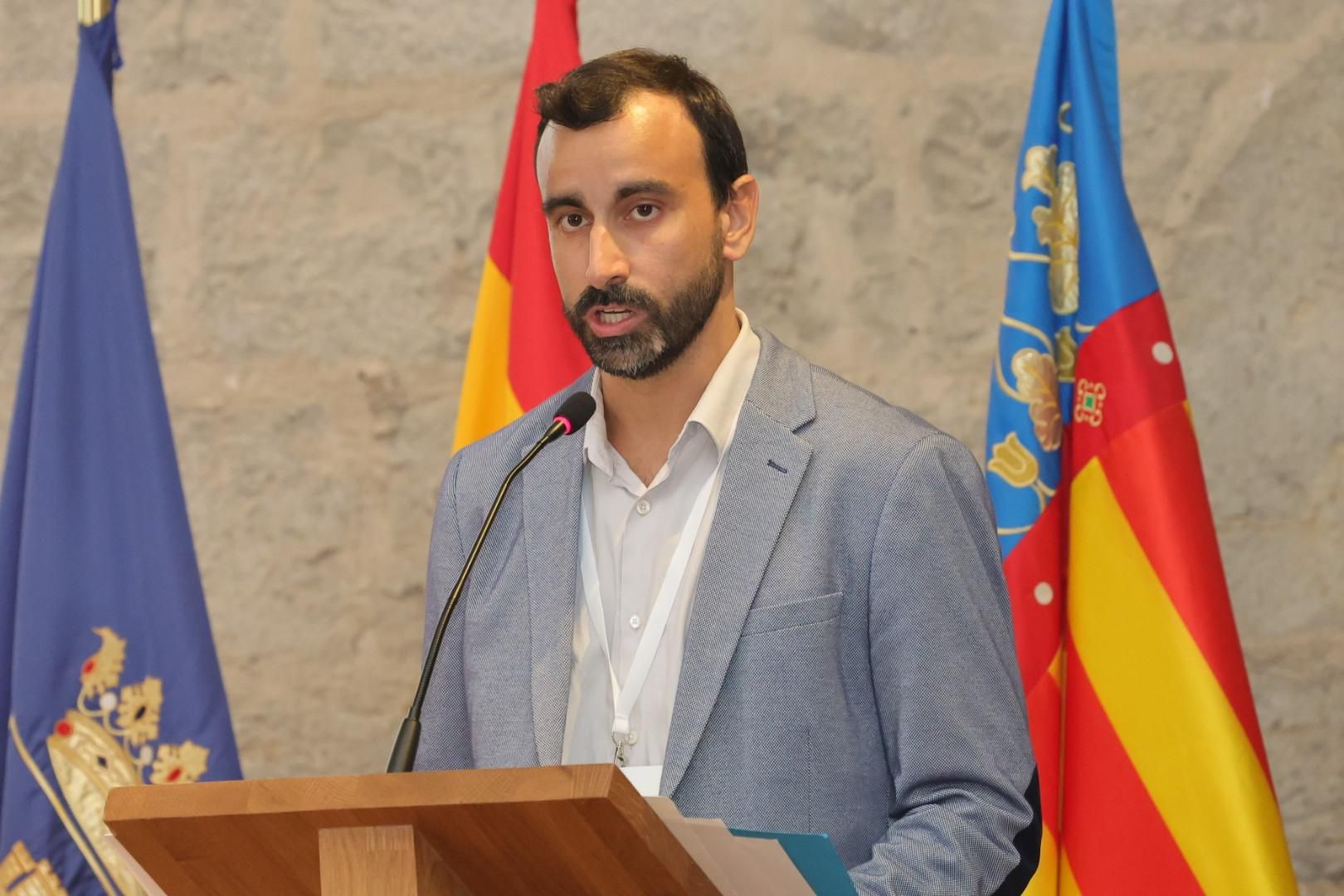 Galería de fotos: ‘Mediterráneo’ recibe el Premio de Honor de adComunica en su centenario