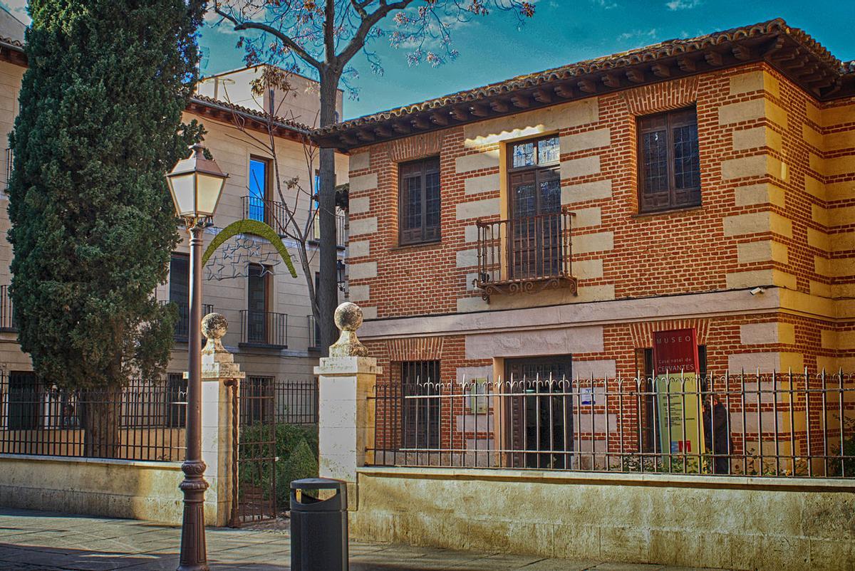 Fachada del Museo Casa Natal de Cervantes.