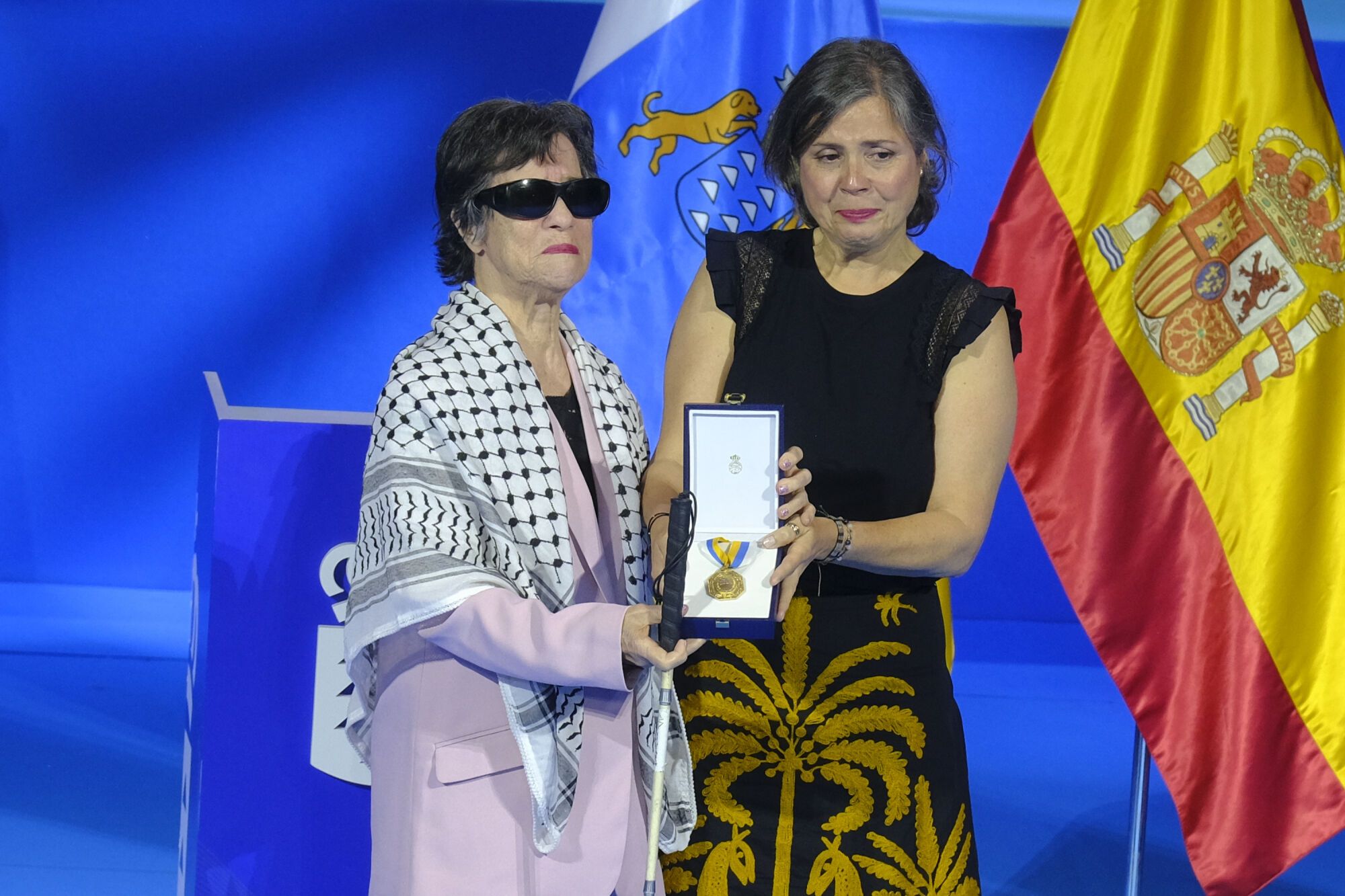 Acto Día de Canarias en el Alfredo Kraus