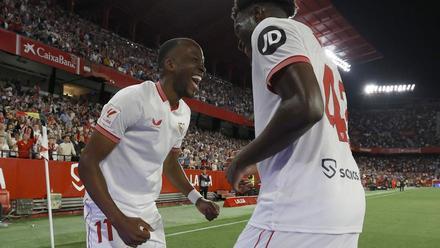 Sevilla - Granada : El gol de Lukébakio