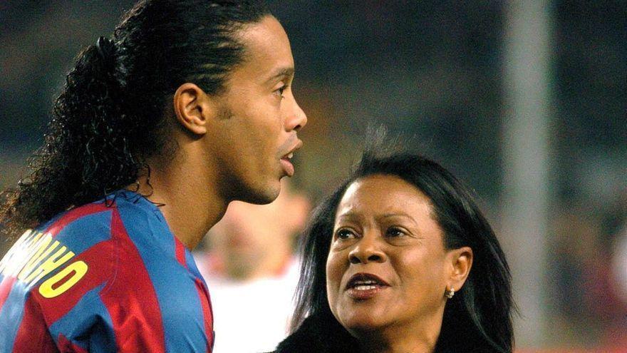 El coronavirus se lleva a la madre de Ronaldinho