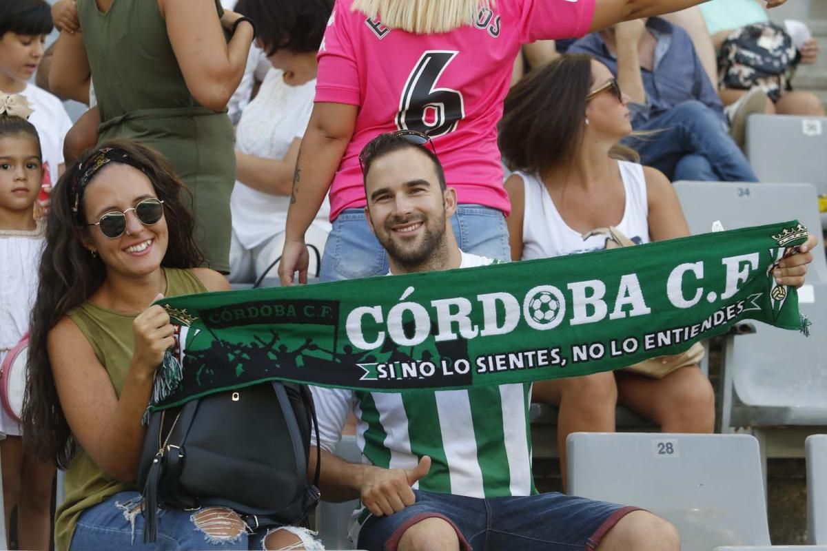 El Córdoba CF inicia la temporada con derrota ante el Cádiz.