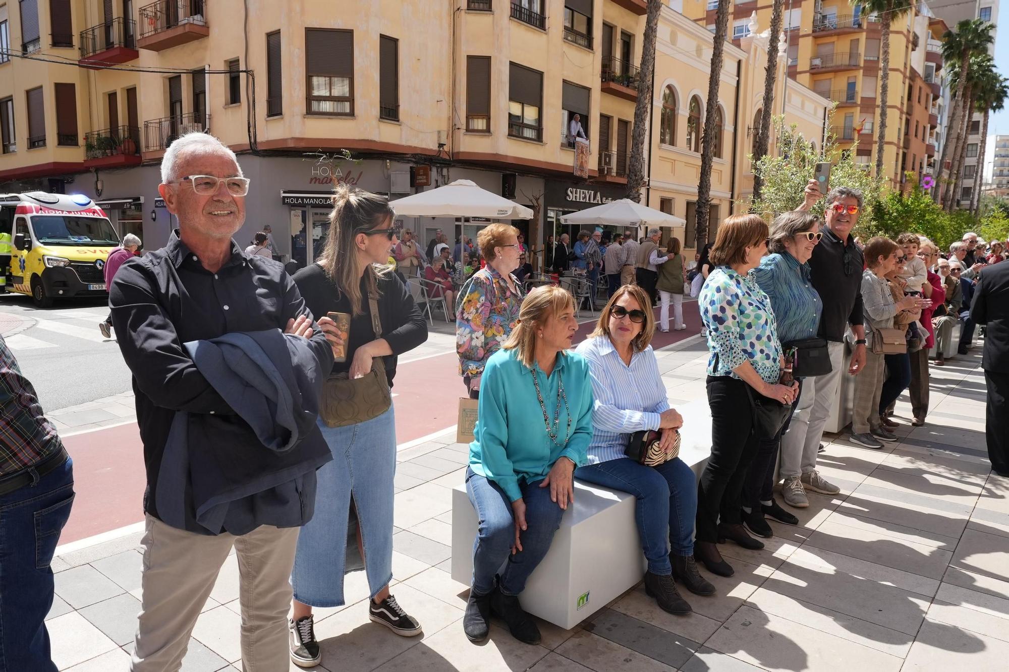 Galería de imágenes: La Virgen del Lledó sale de la basílica para ir a la ciudad