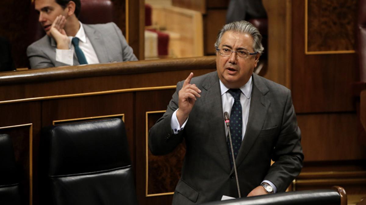 Gabriel Rufián ha qualificat avui de miserable i irresponsable el ministre de l’Interior.