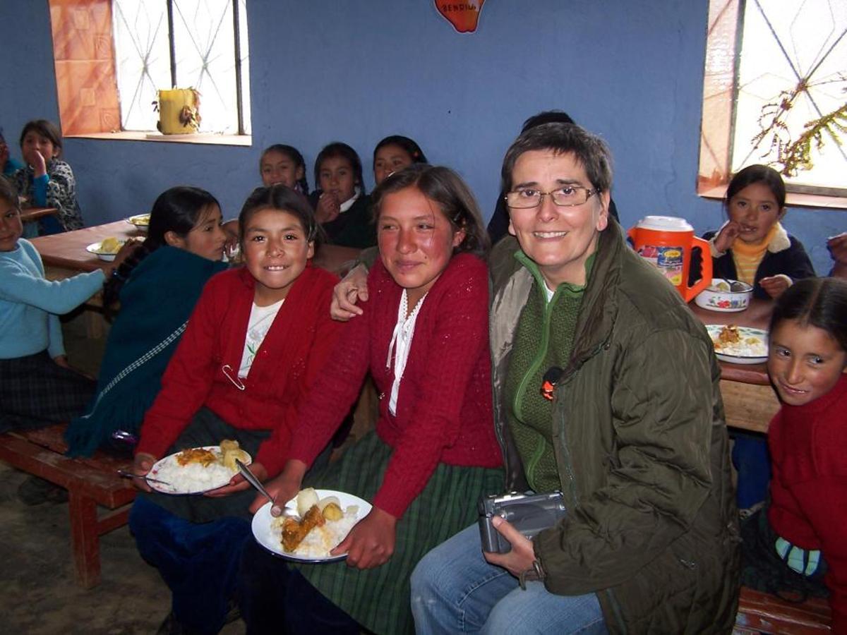 El trabajo de la ONG viguesa Aulas abiertas en Perú