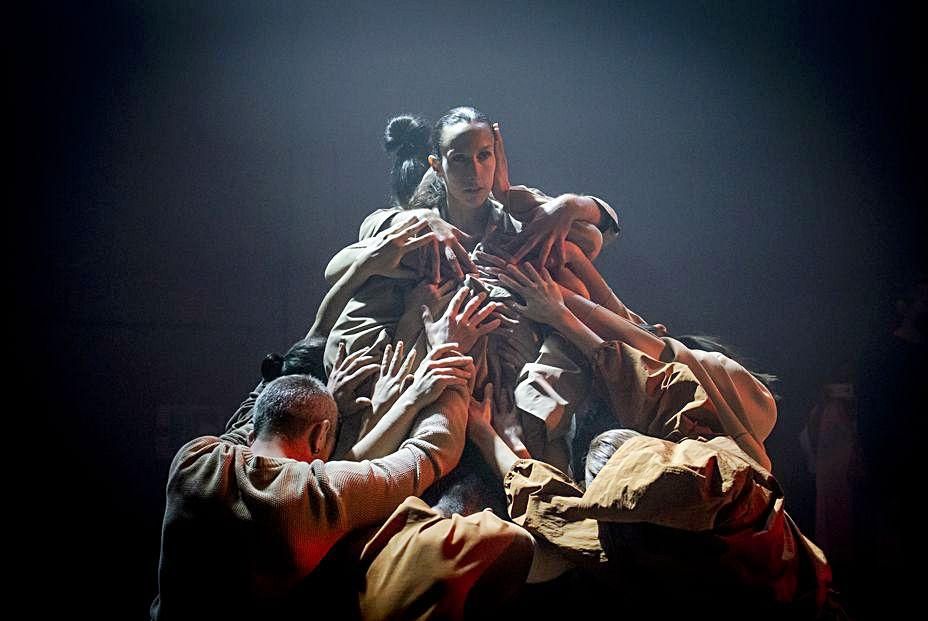 La ‘performance’ incluyó música, danza y poesía