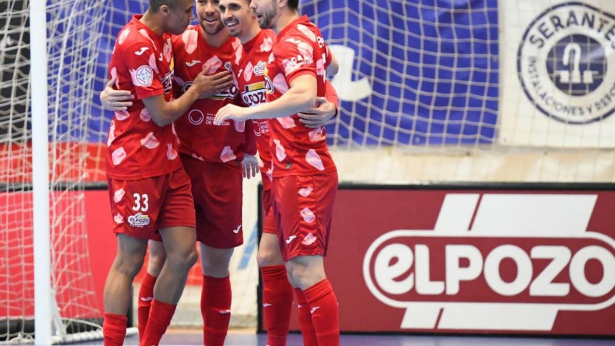Los jugadores celebran uno de los tantos | PRENSA ELPOZO MURCIA