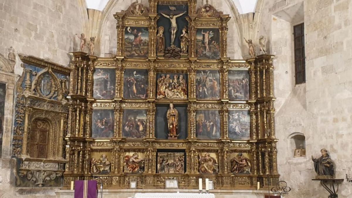 Retablo mayor de la iglesia de Nuestra Señora de la Asunción de Venialbo, obra de Arnao Palla. | J. V.