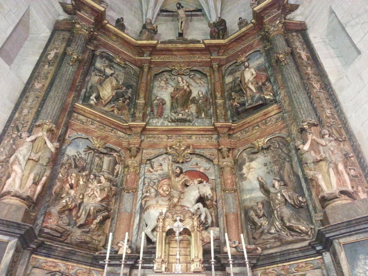 Cáceres: las iglesias de San Juan y Santiago