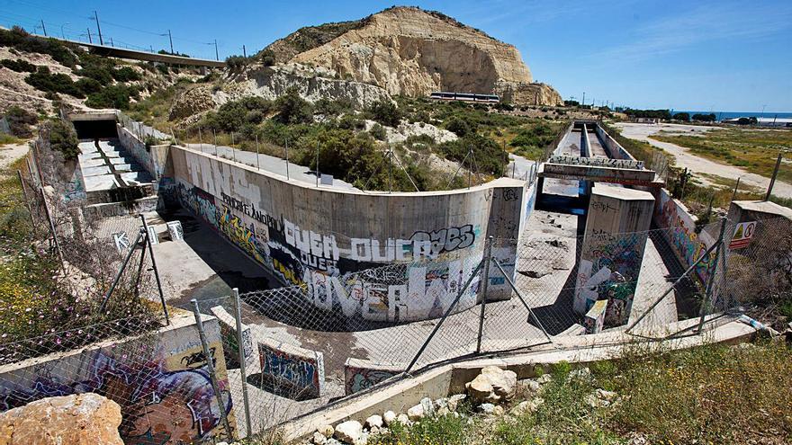 Propietarios de suelo en Sangueta reclaman un proyecto icónico para los terrenos frente al mar