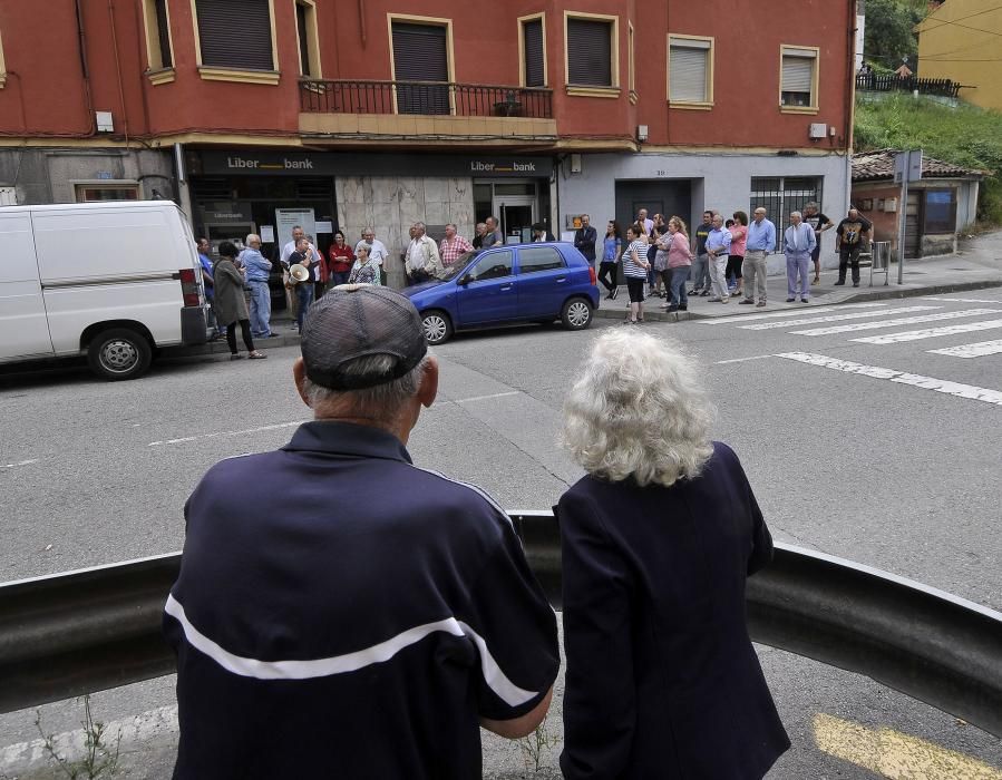 Protesta de vecinos en Figaredo