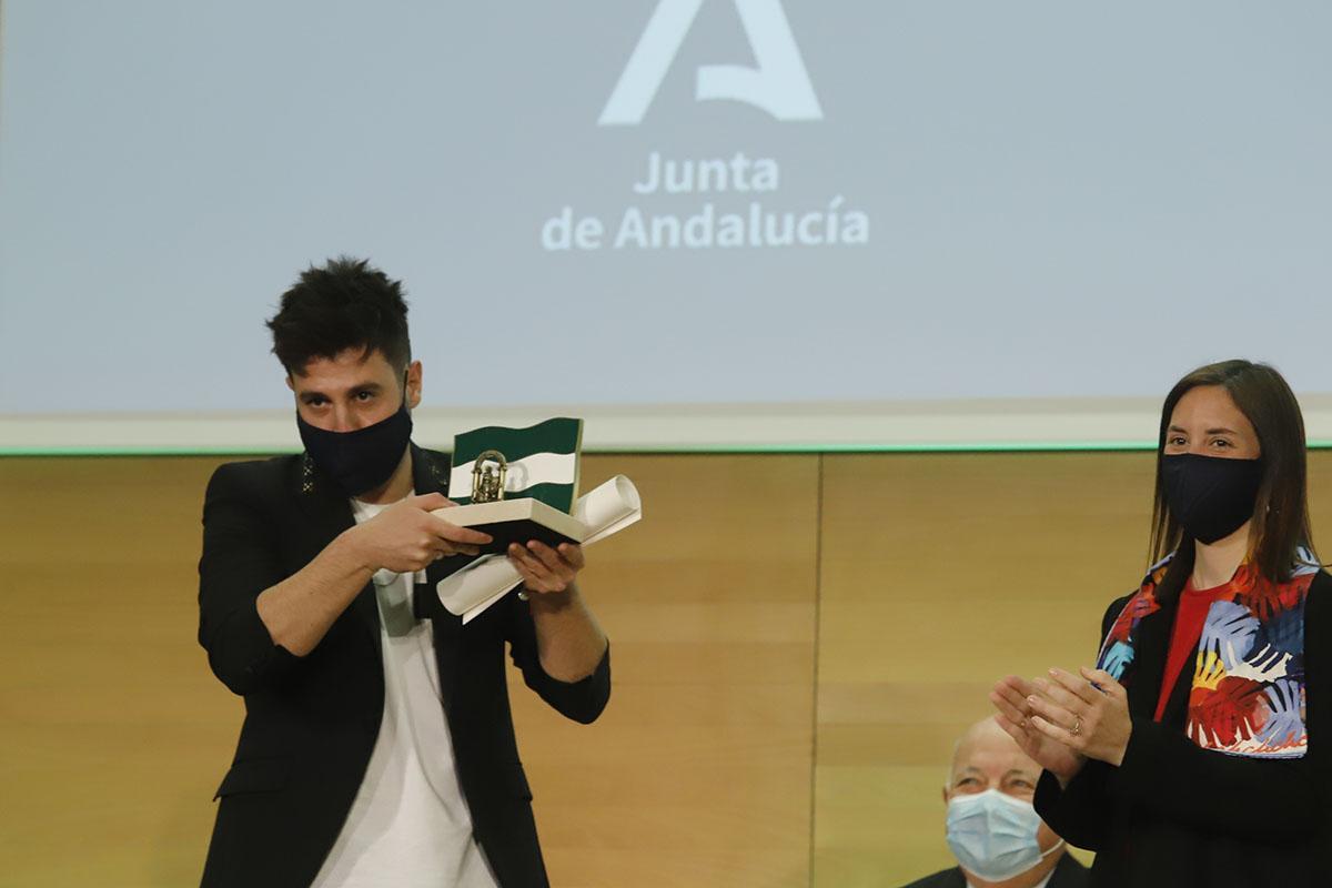 En imágenes la entrega de Banderas de Andalucía en Córdoba