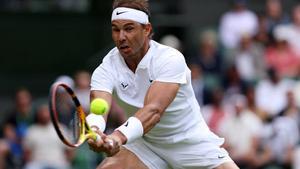 Nadal pateix en el retorn a l’herba de Wimbledon