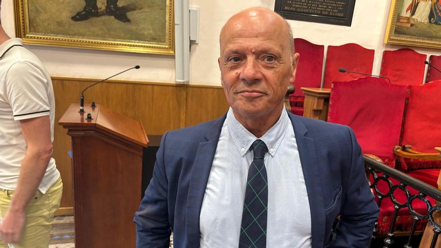 Buitrago: &quot; ¿El mercado del Elche? No se puede pretender hacer un buen guiso en 10 minutos...&quot;
