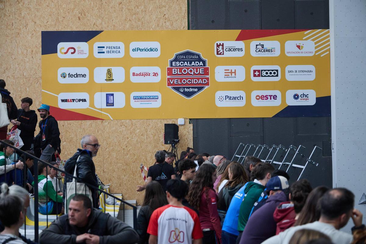 FOTOGALERÍA. Ambiente en Cáceres en la Copa de España de Escalada