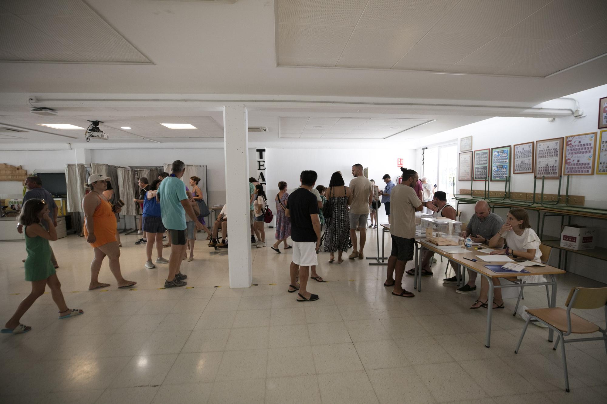 Todas las imágenes de las elecciones generales en Ibiza y Formentera