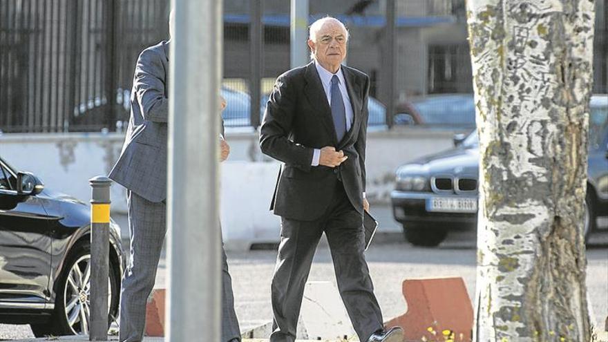 González fue presionado por el Gobierno para entrar en Bankia