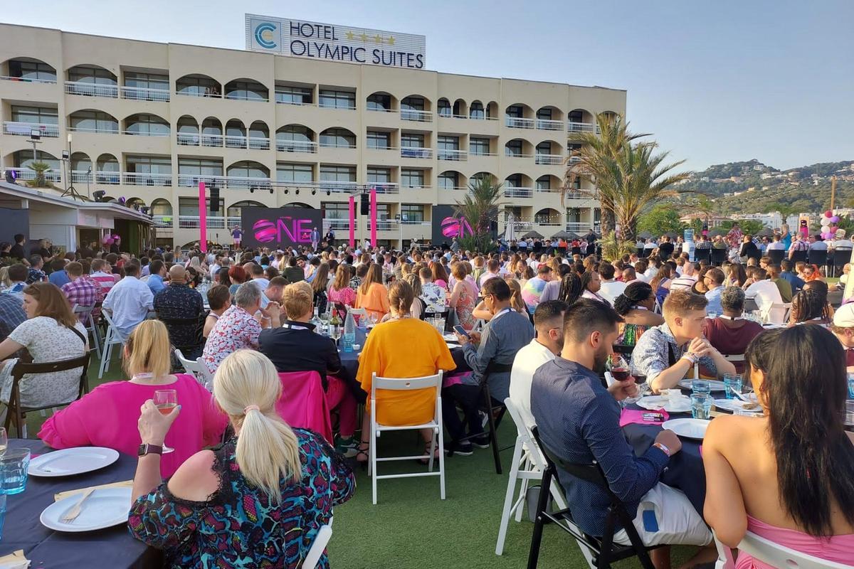 Els assistents d'una convenció en un hotel de Lloret de Mar