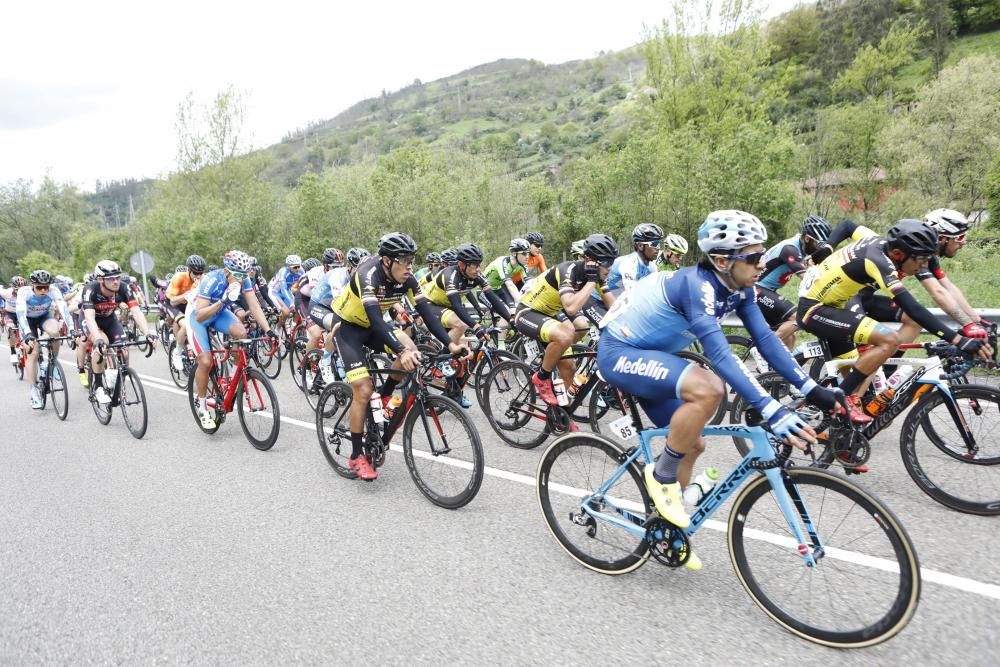 Primera etapa de la 61.ª edición de la Vuelta a Asturias: Oviedo-Pola de Lena