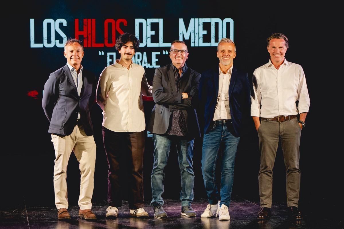 Salvador Gutiérrez junto a TAI y Sony en el estreno del episodio piloto 'El Garaje'