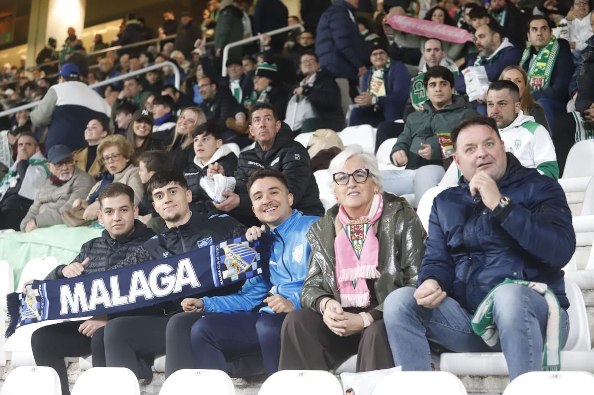 Córdoba CF-Málaga | Las imágenes de la afición en El Arcángel