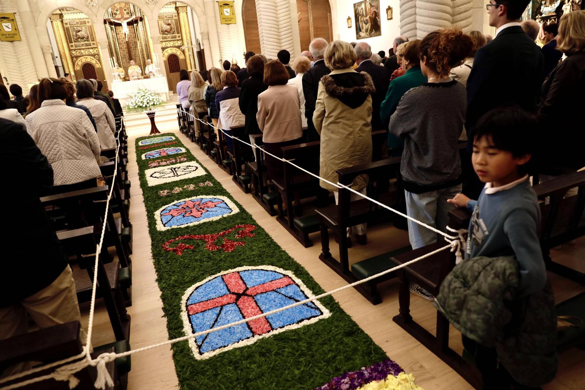 Así fue la procesión del Corpus en Somió (en imágenes)