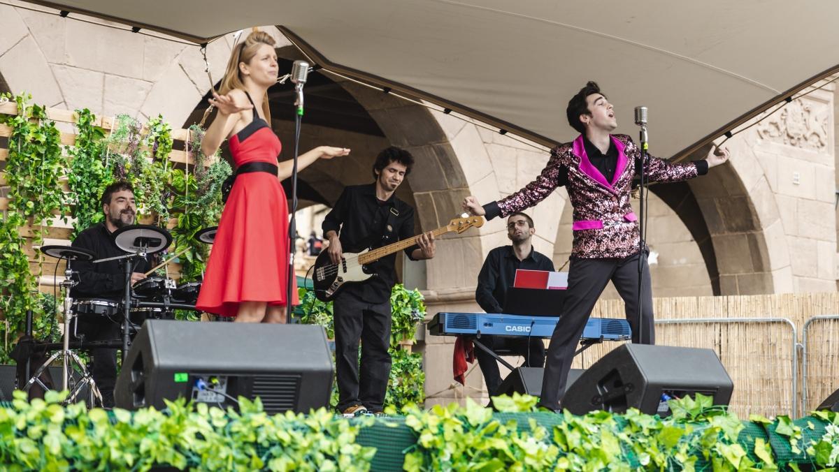 Los protagonistas de esta fiesta: Lluna Pindado, Iker Moreno y Musix BCN.