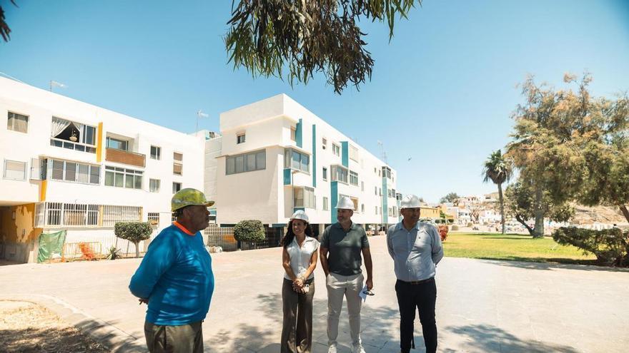 La rehabilitación de la urbanización Santa Águeda en San Bartolomé de Tirajana alcanza el 80% con la renovación integral de la red de fontanería